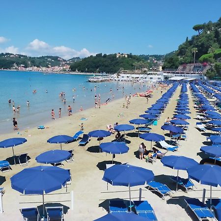 Square Views Apartment Lerici Bagian luar foto