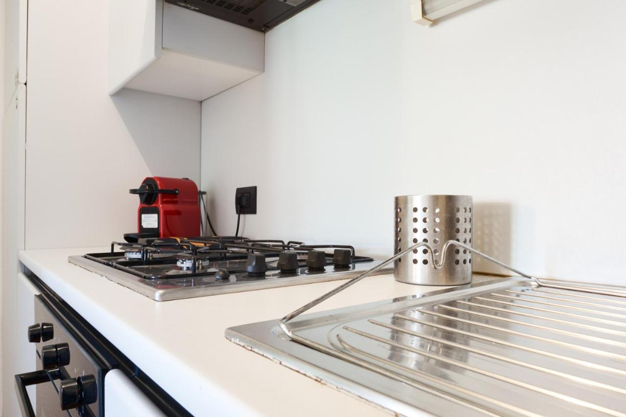 Square Views Apartment Lerici Bagian luar foto